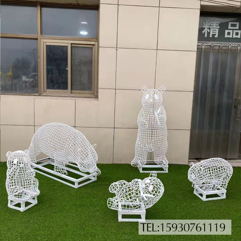 熊貓不銹鋼鏤空雕塑定制廠家