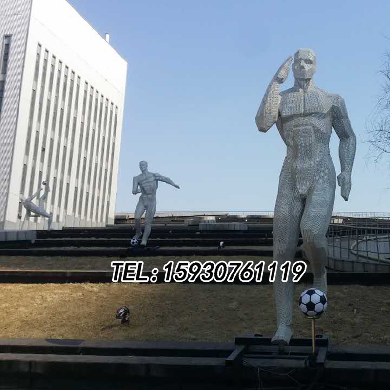 踢足球運動員雕塑不銹鋼體育人物雕塑